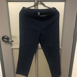 Attyre New York Capris